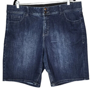 Lane Bryant denim bermuda shorts. 9" inseam. Size 20.